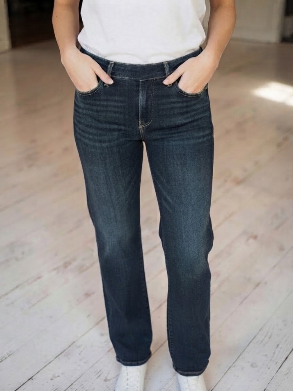 Paige Hoxton Ankle Jeans in Dark Wash Size 28